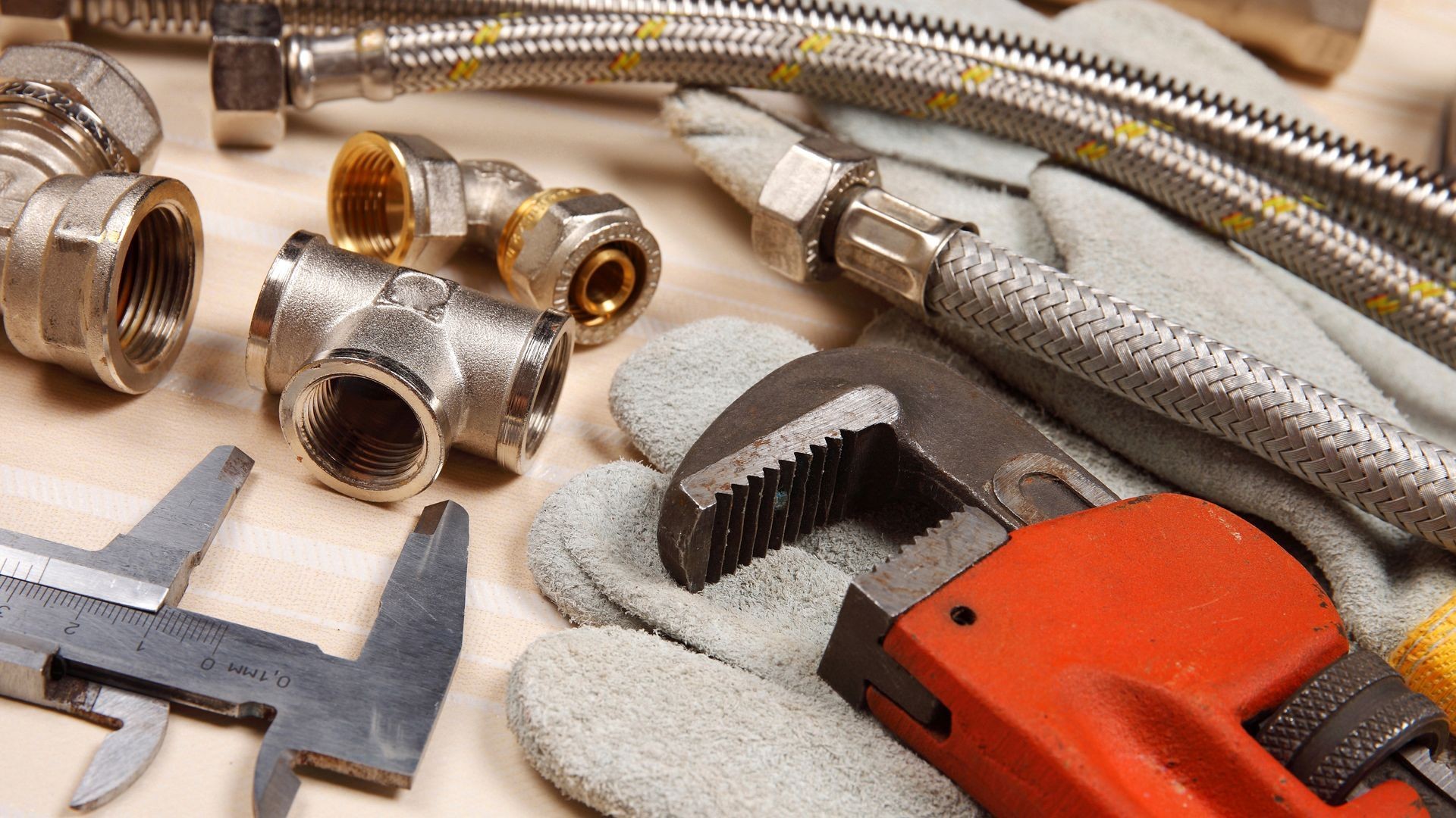 Empresa de venta de suministros de fontanería en Alicante Empresa de venta de suministros de fontanería en Alicante